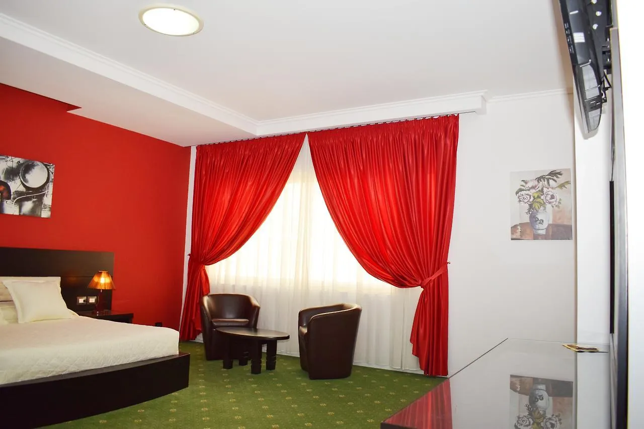 Hotel Brooklyn Vlora 4*,