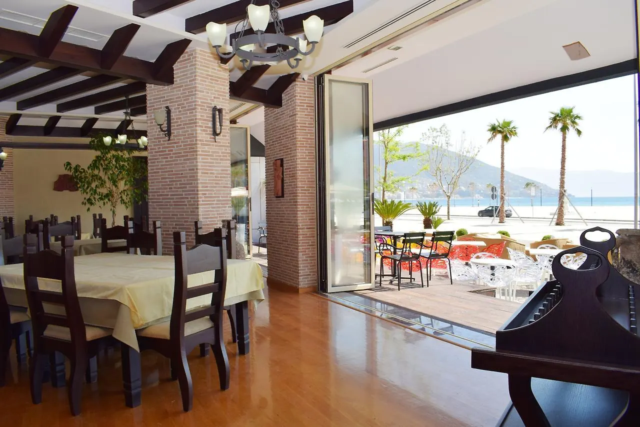 Hotel Brooklyn Vlora 4*,  Albánia
